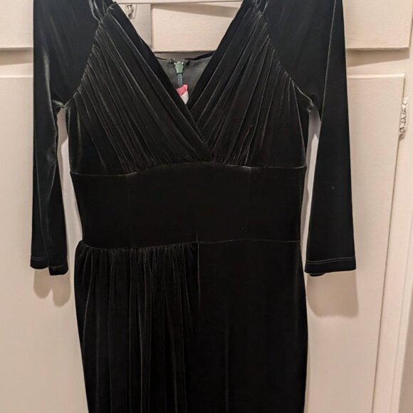 Vixen by Micheline Pitt XL Starlet Wiggle Dress in Olive Green Velvet - Picture 2 of 5